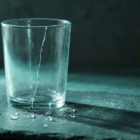 glass-breaking-by-itself-spiritual-meaning.webp